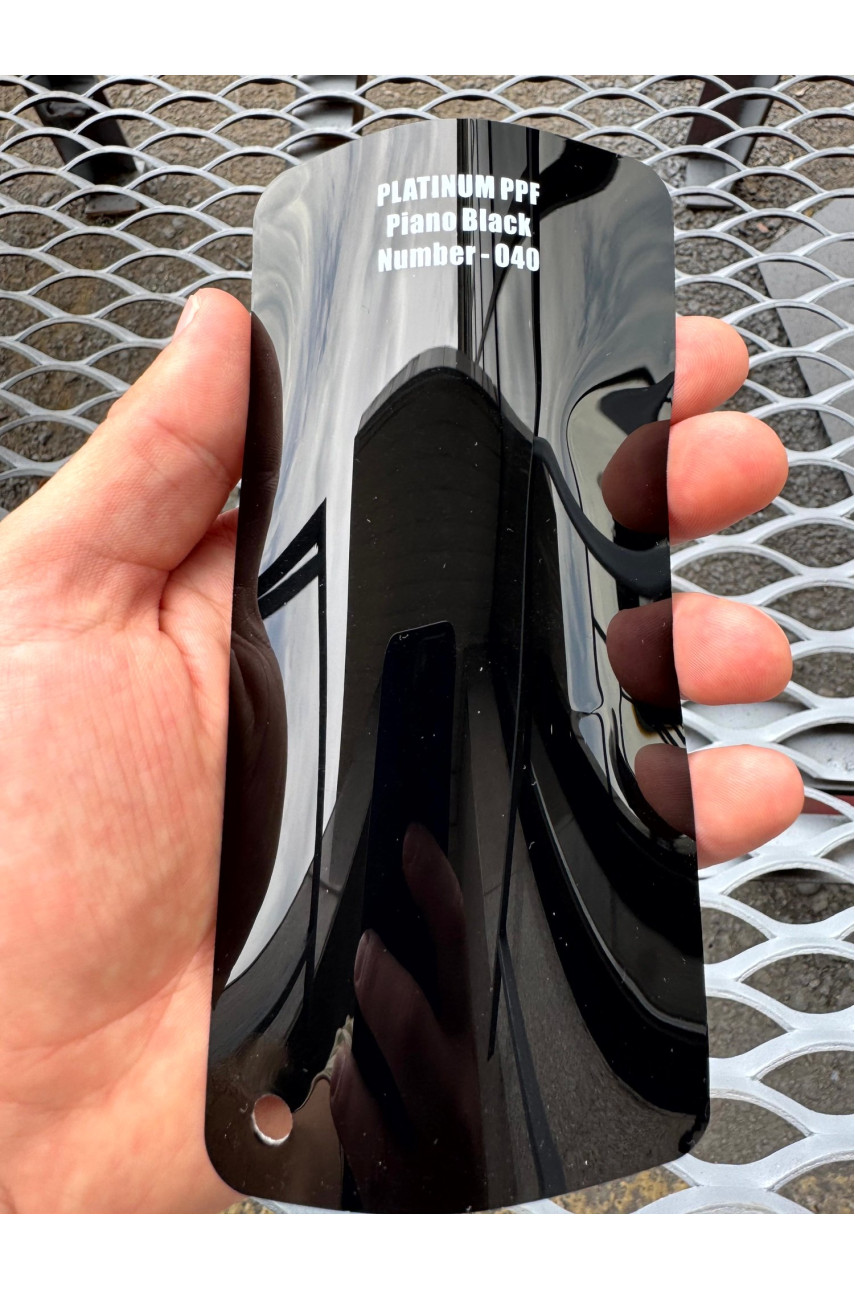 Полиуретан цветной PLATINUM PPF PIANO BLACK 040 Полиуретан цветной PLATINUM PPF PIANO BLACK 040